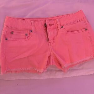 American Eagle Coral Pink Shorts 🌸